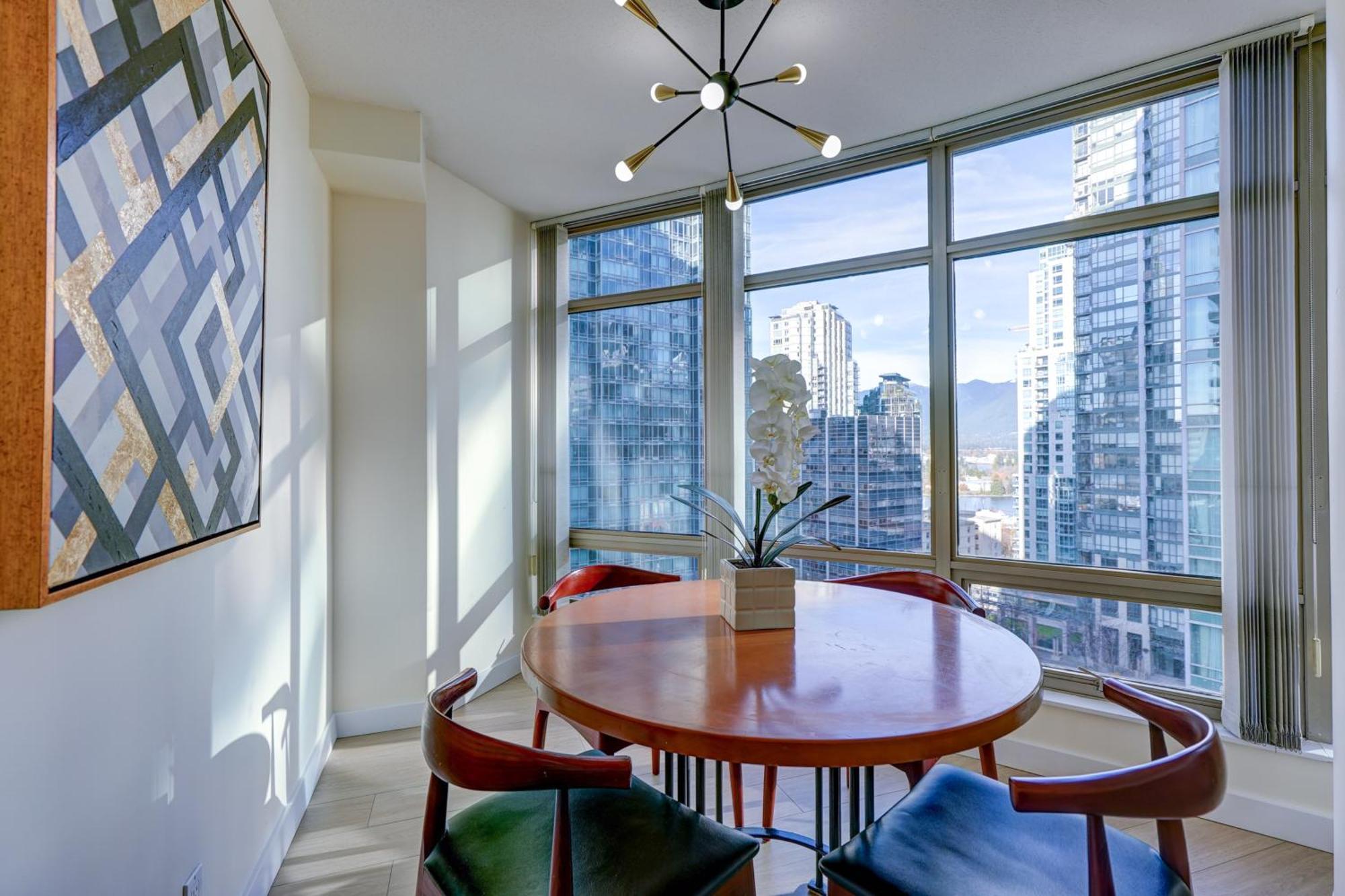 Dunowen Vancouver