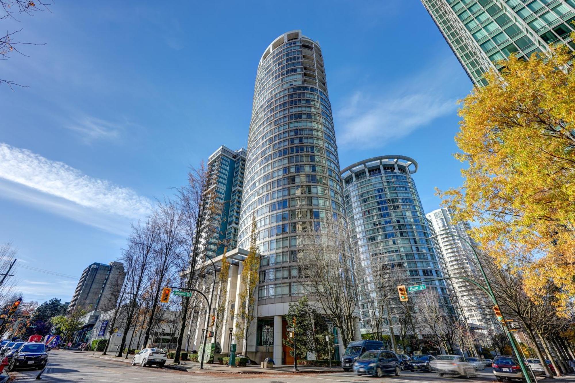 Dunowen Vancouver