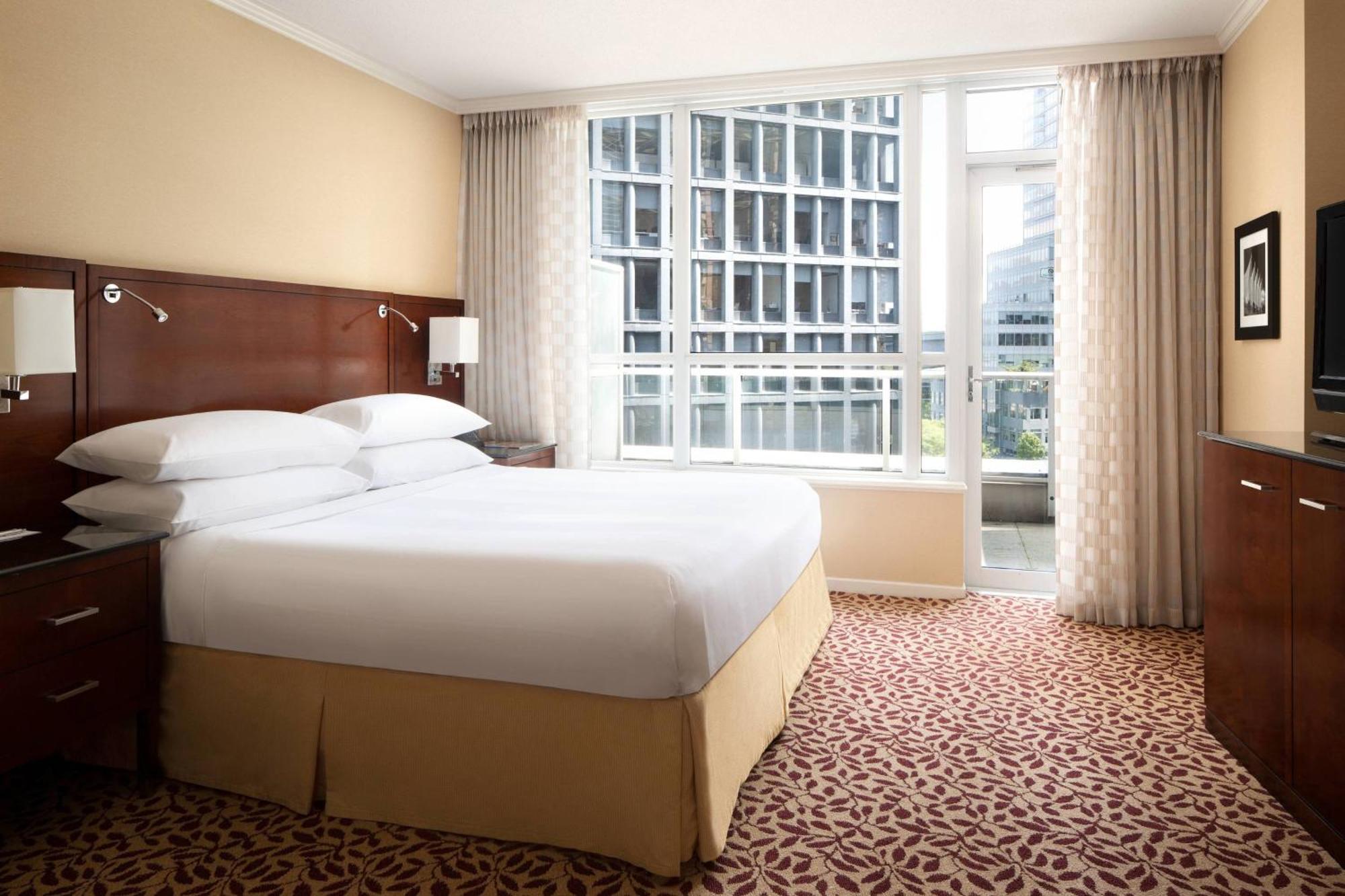 Marriott Pinnacle Downtown Hotel