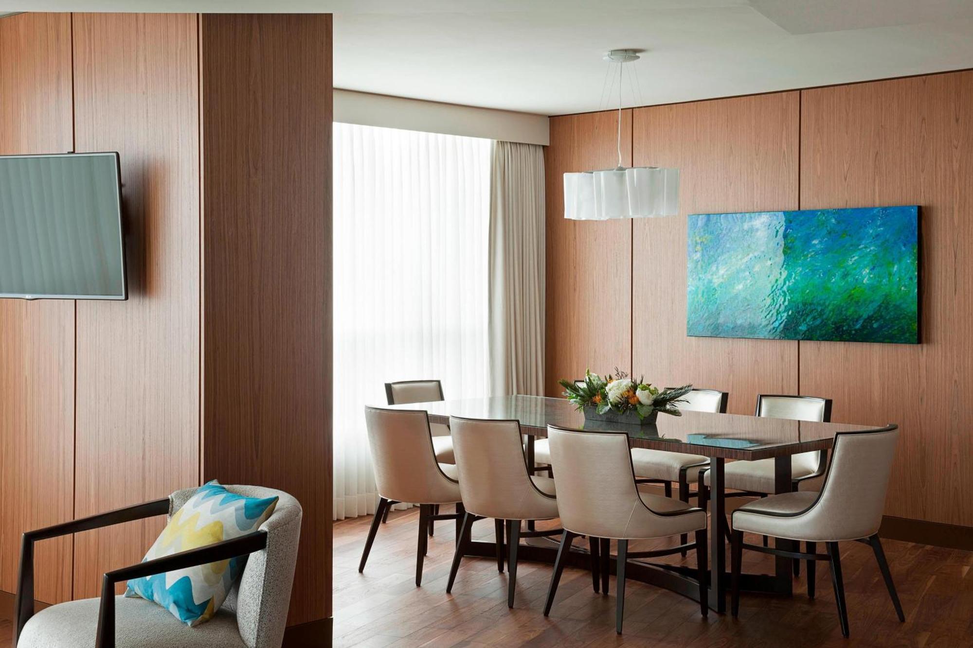 Marriott Pinnacle Downtown Hotel 4*