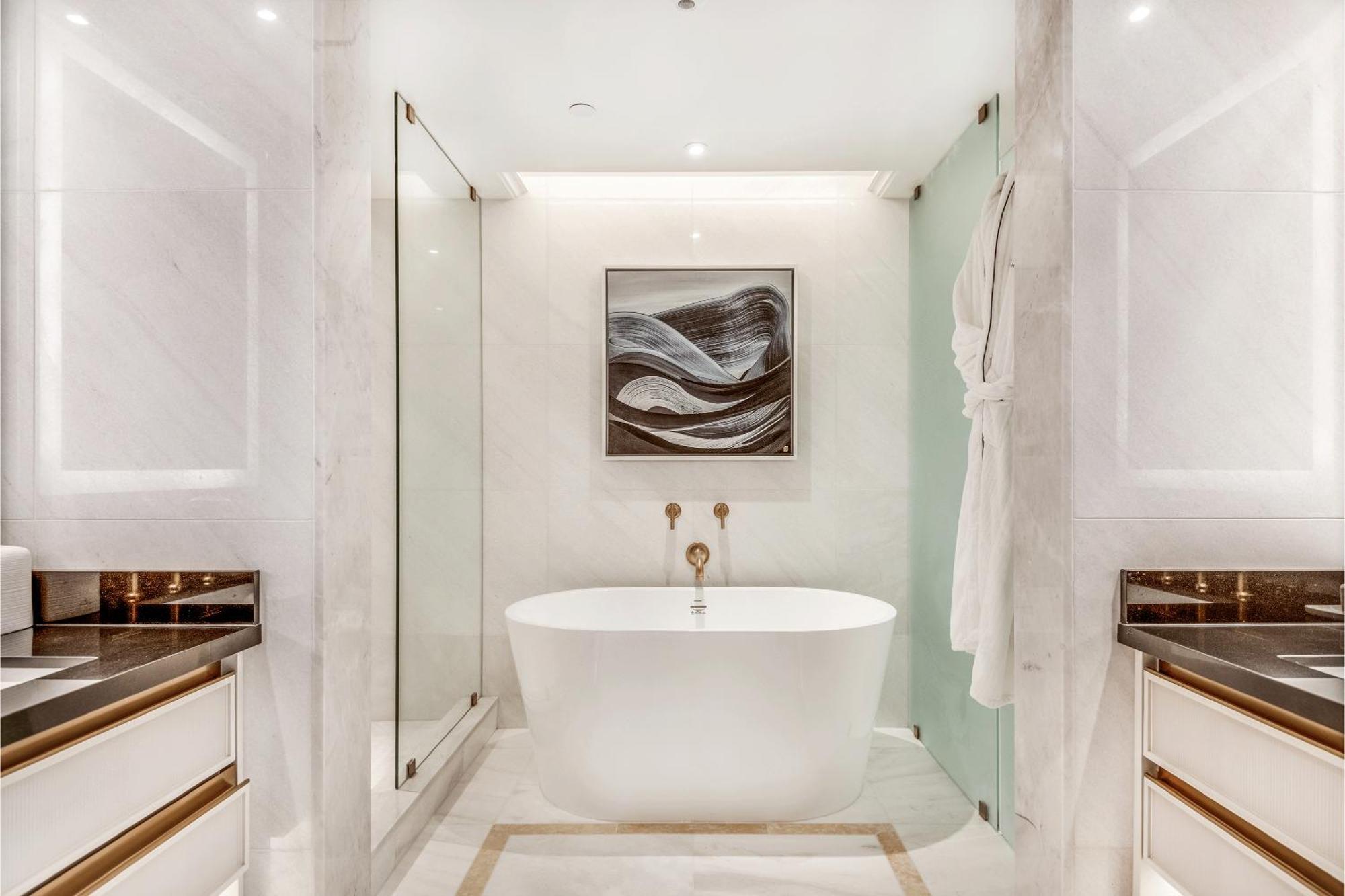 Hotel Azur Legacy Collection