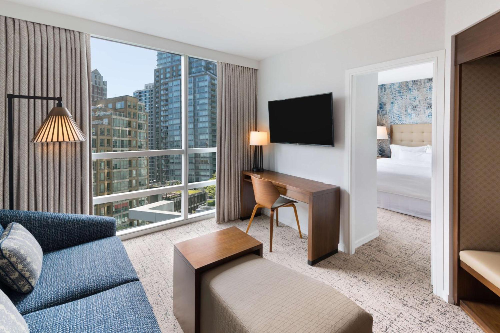 Hotel Hilton Downtown, Bc, Canada 4*