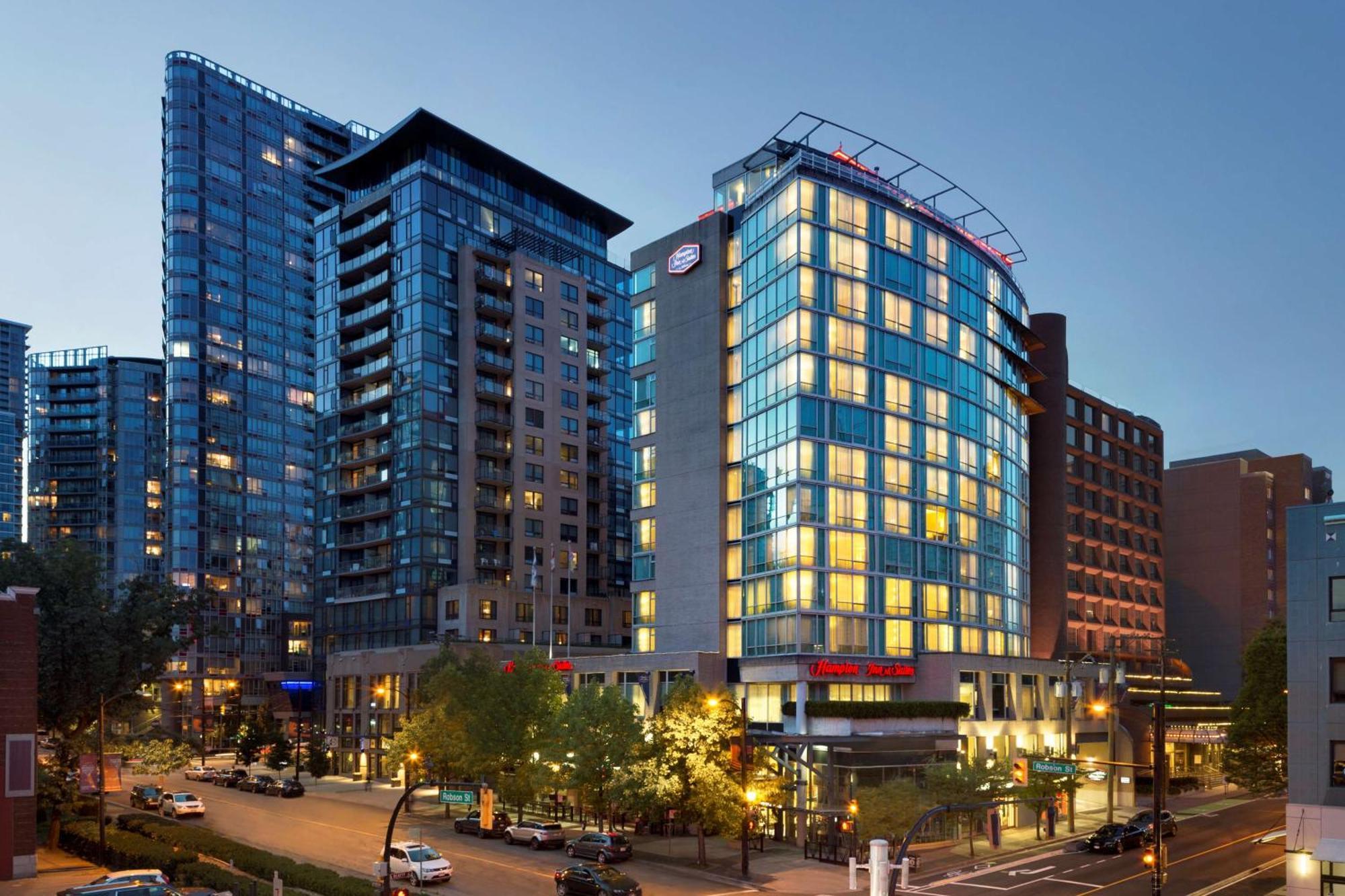 Hotel Hampton & Suites, By Hilton - Downtown 3*