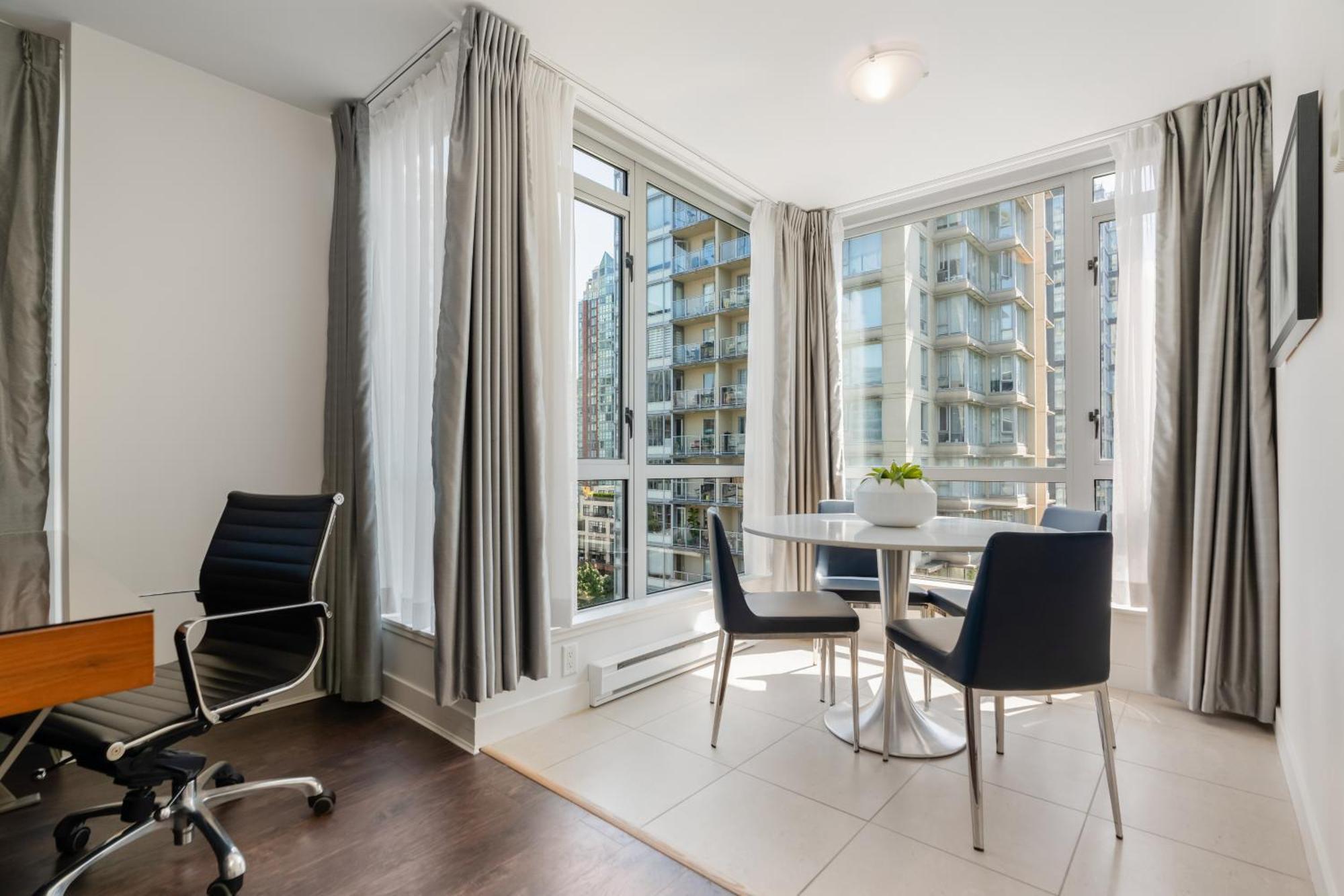 Apartment Level Yaletown Seymour Vancouver