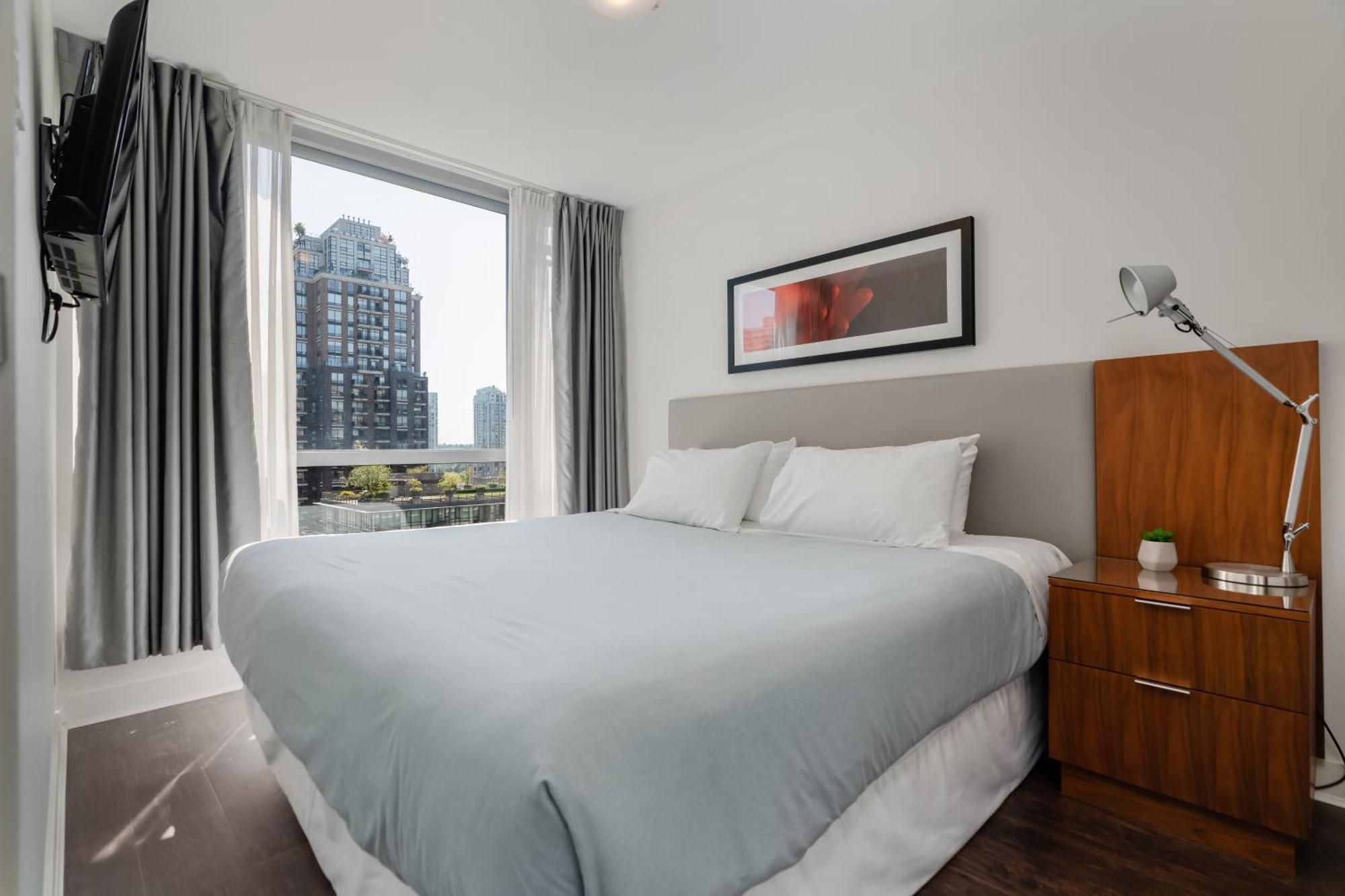 Level Yaletown Seymour