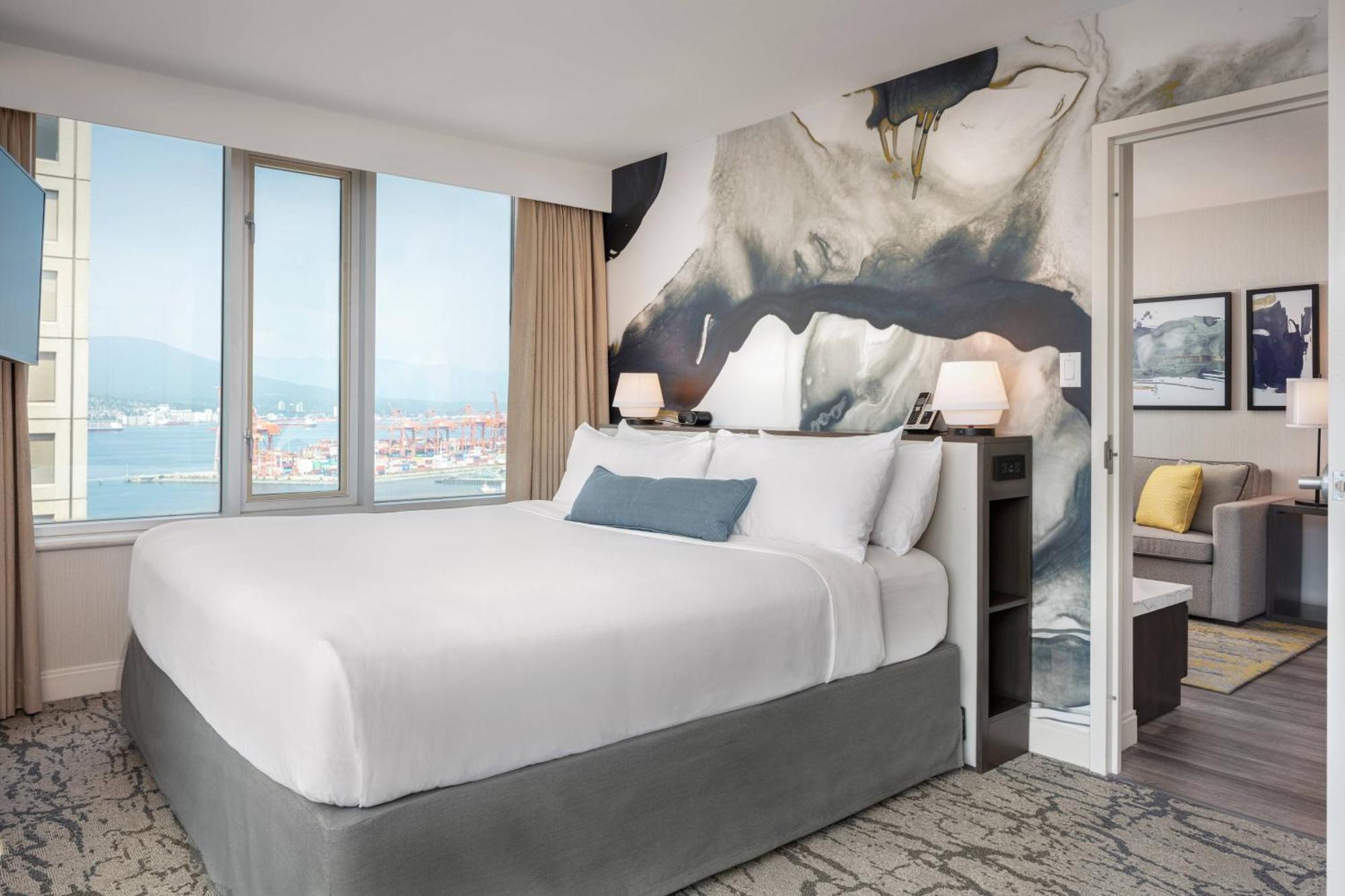 Delta By Marriott Downtown 4*