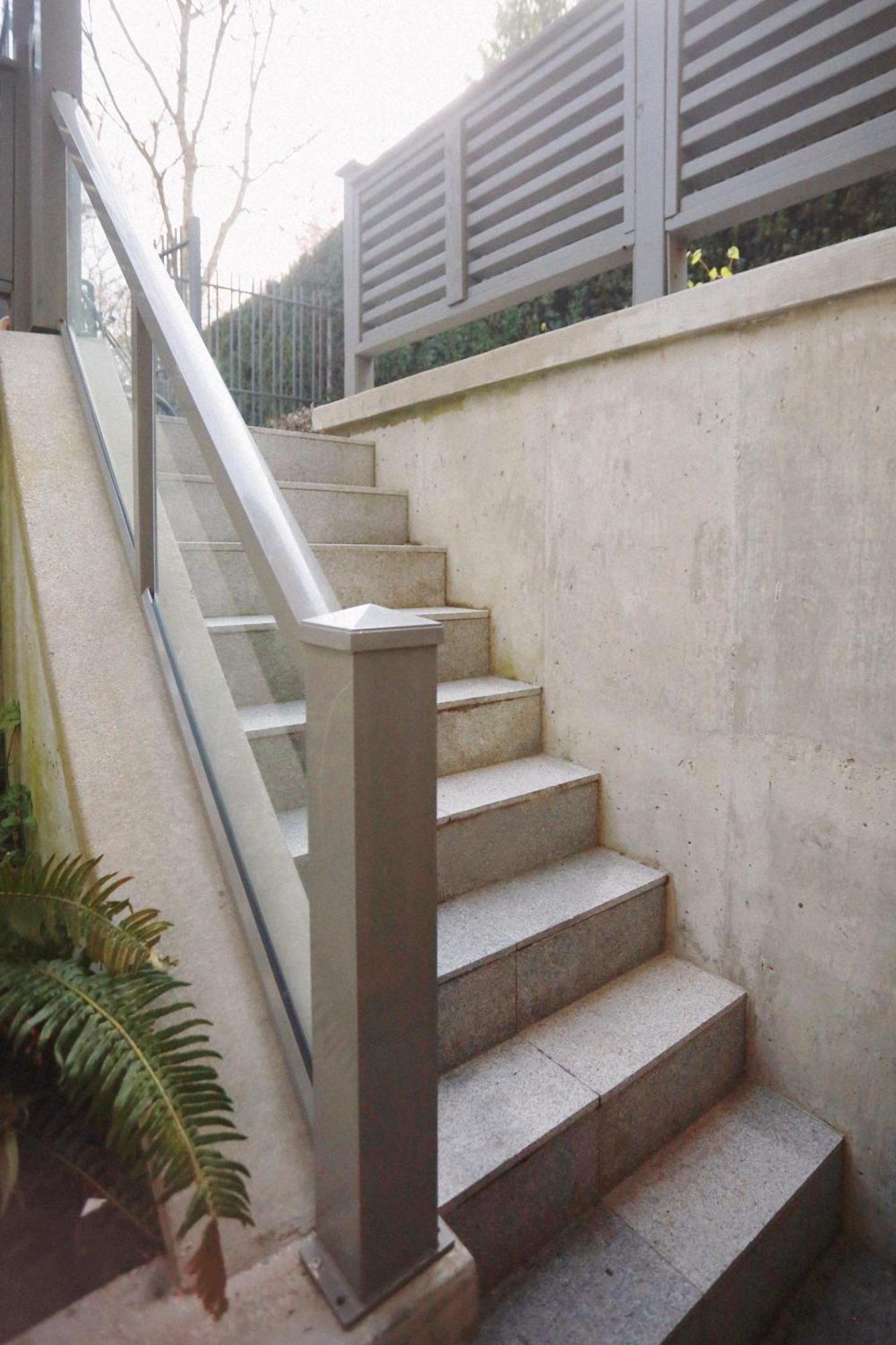 Modern 1 Bedsuite In Kerrisdale, Access Ubc Downtown Yvr *