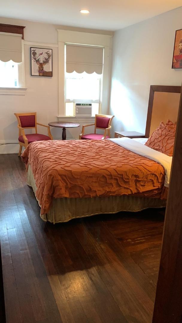 Broadway Homestay