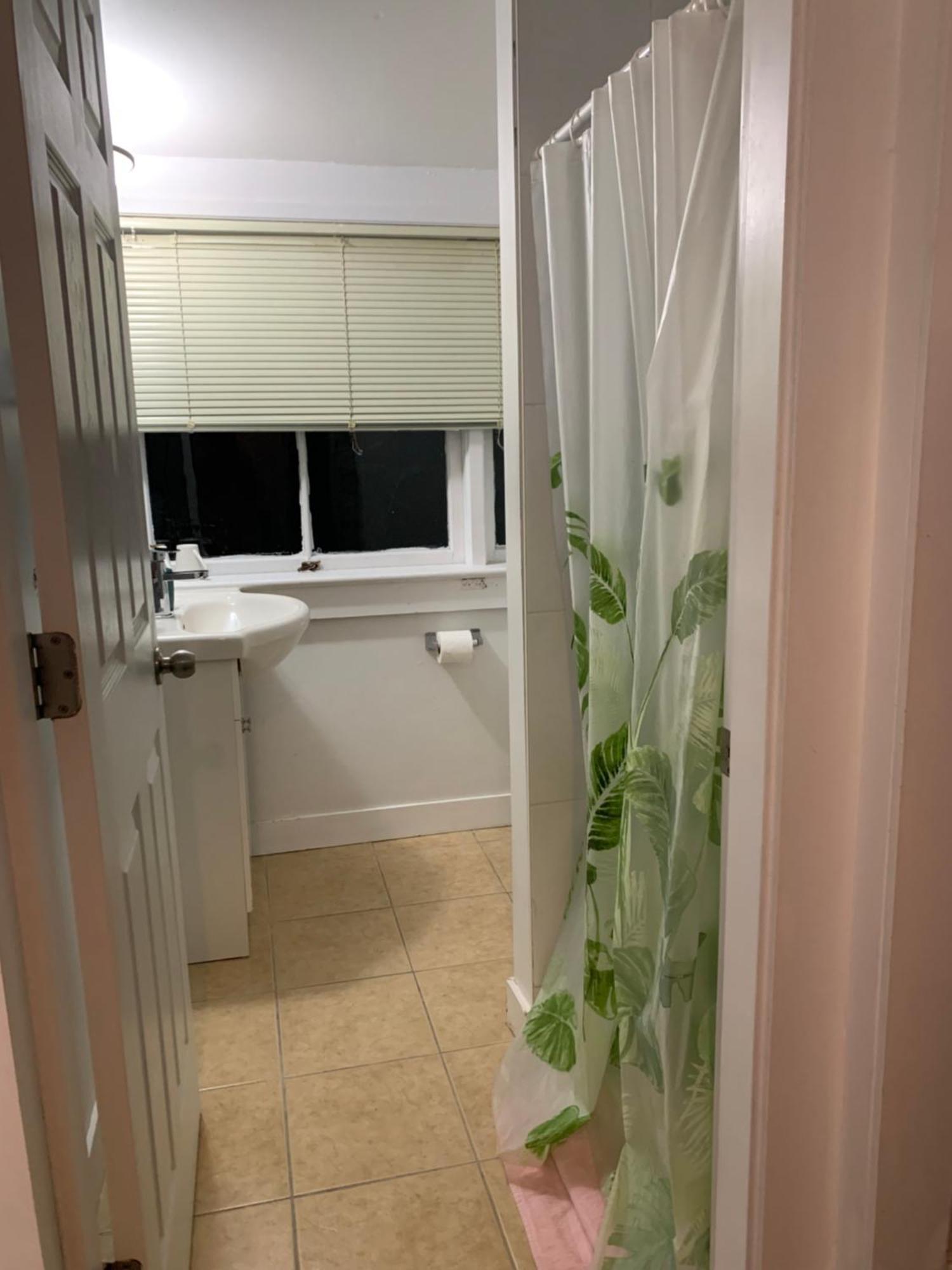 Broadway Homestay Vancouver