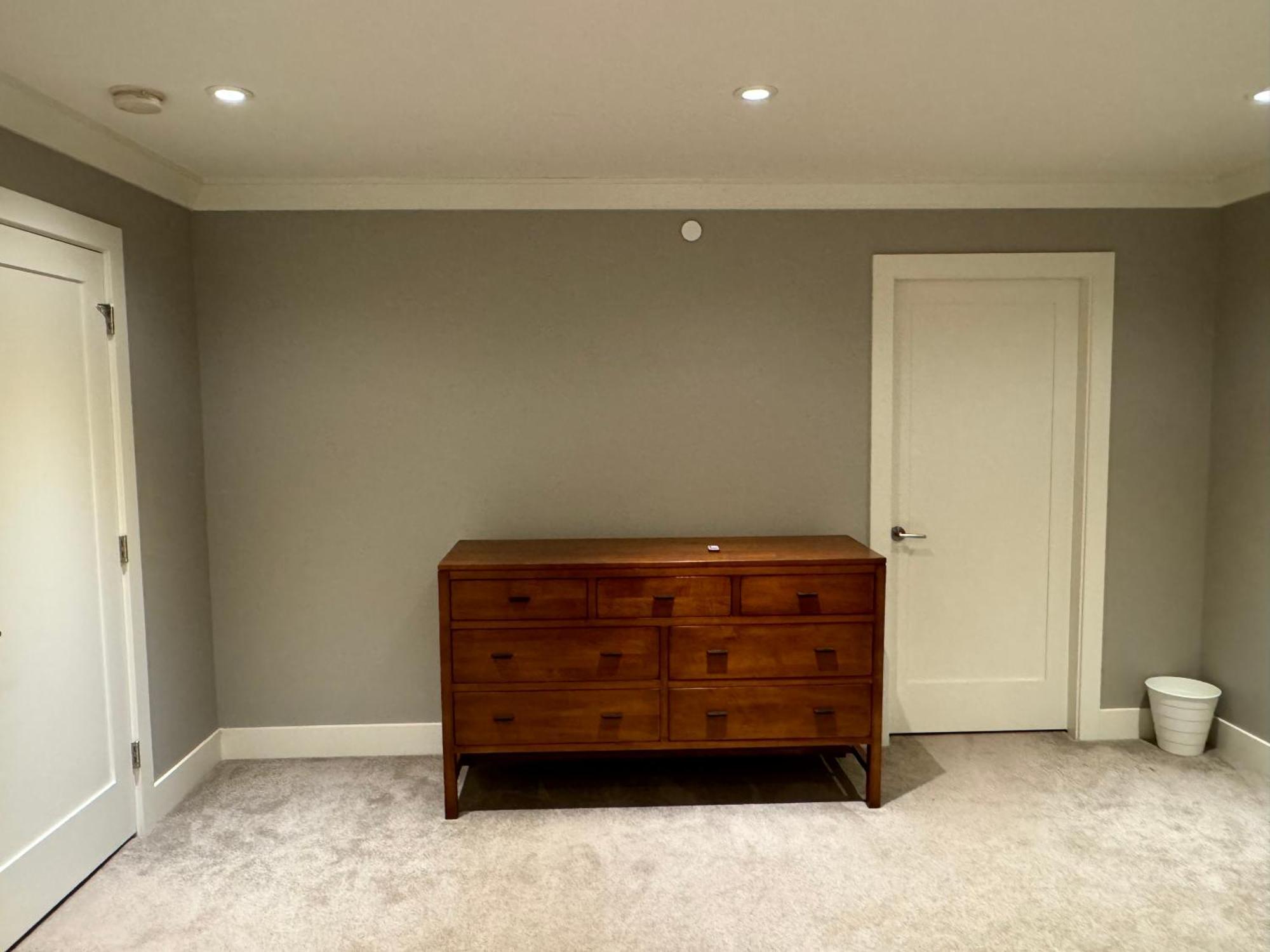 Charming Modern Near Downtown And Ubc Homestay