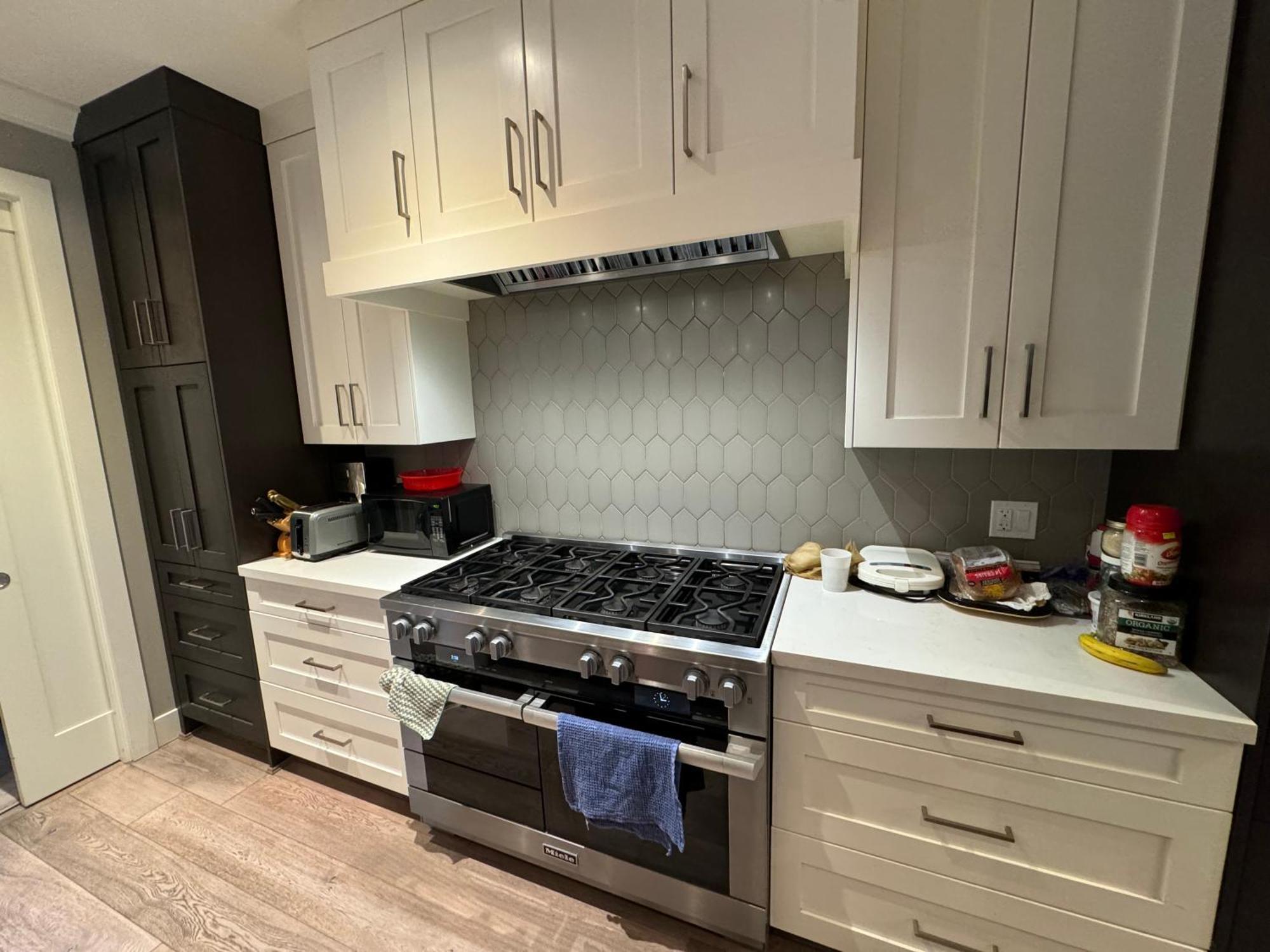 Charming Modern Near Downtown And Ubc