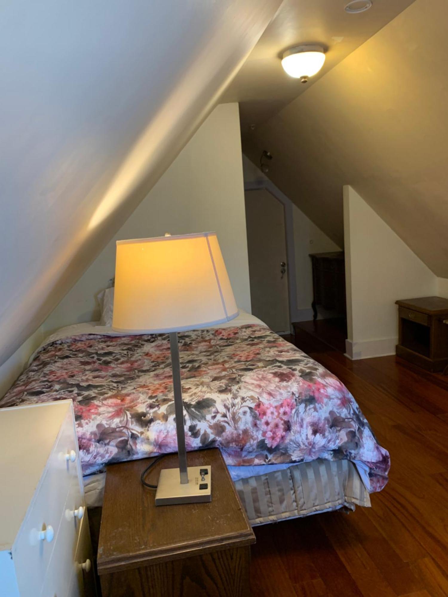 Broadway Homestay