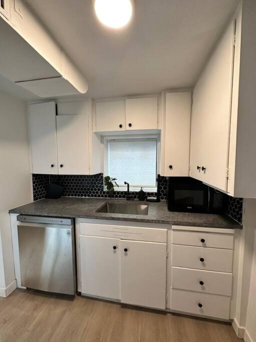 Apartment Petite Main Street Haven
