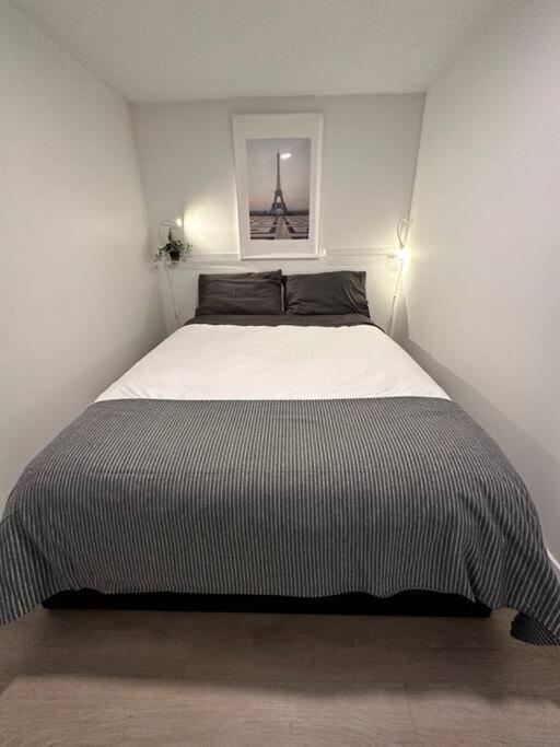 Apartment Petite Main Street Haven Vancouver