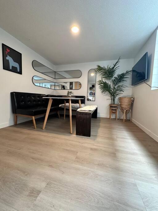 Apartment Petite Main Street Haven Vancouver