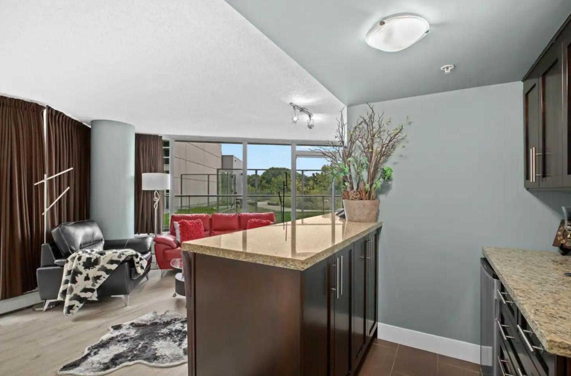 Apartment Luxury Designer In The Heart Of Downtown - Best Location! Vancouver