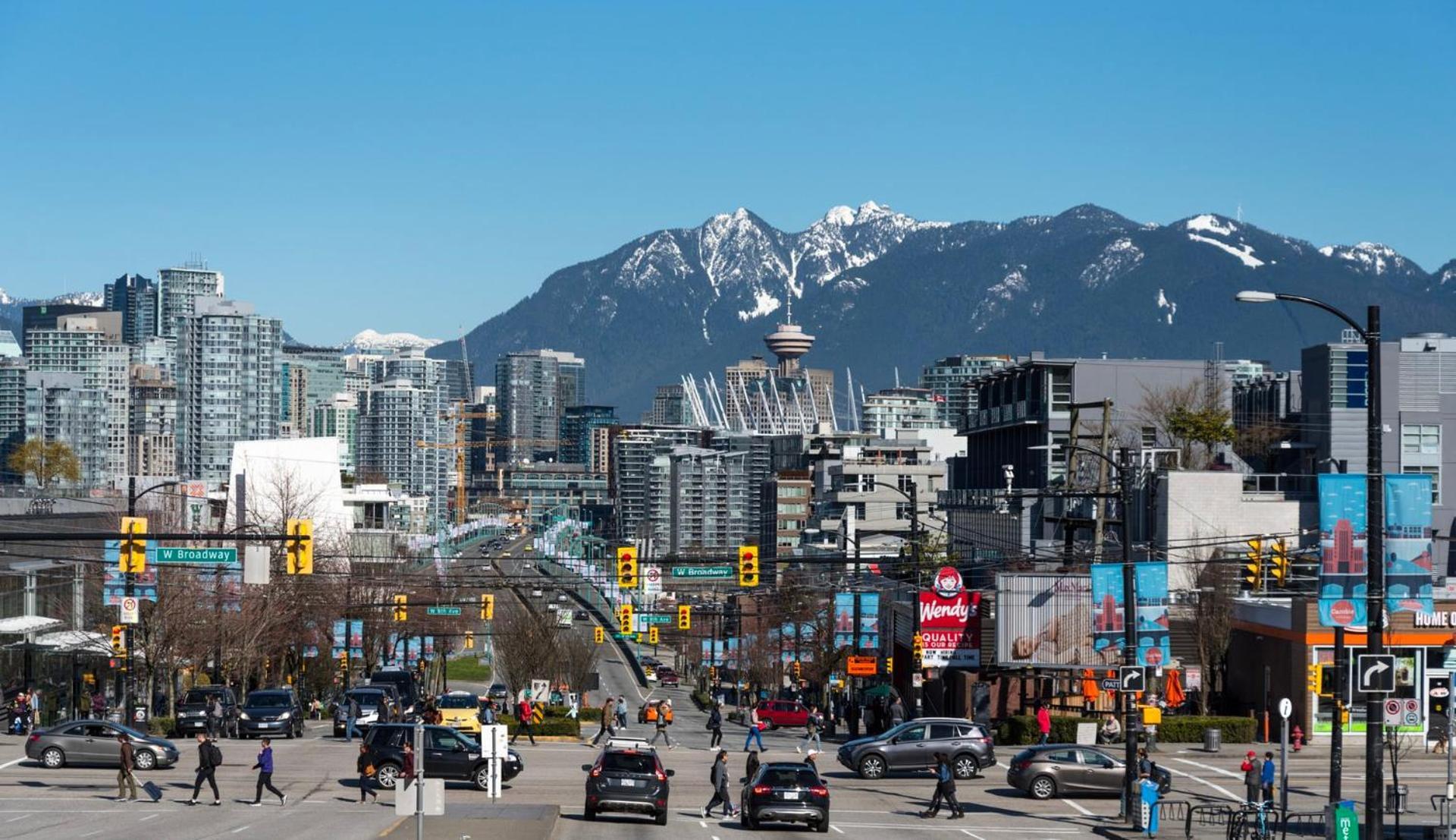 Billion Dollar Views In A Beautiful Fairview Slopes Heritage House * Vancouver