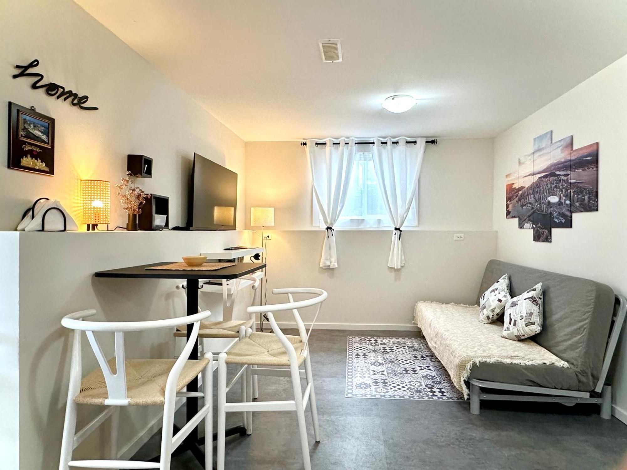 2br 1ba Garden View Guest - King-size Bed - Free Parking *