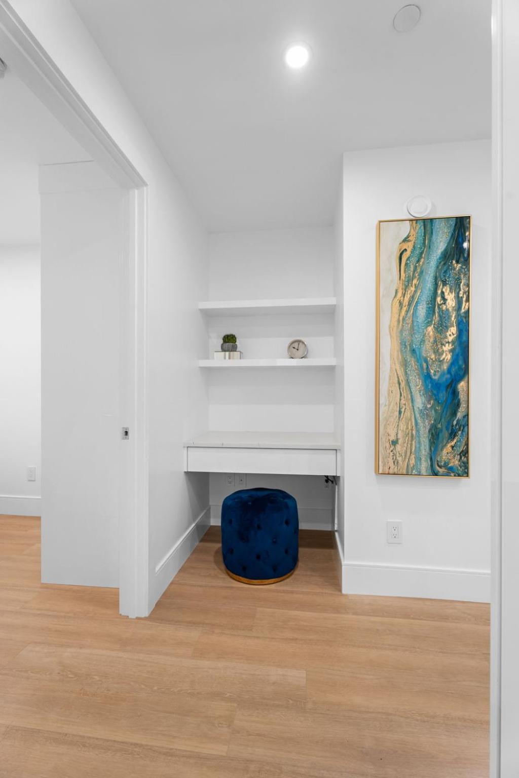 Brand New 2 Bedroom Point Grey Getaway *