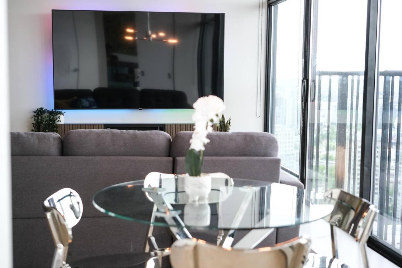 Luxury 2 Bedroom 40th Floor In Downtown Van Apartment