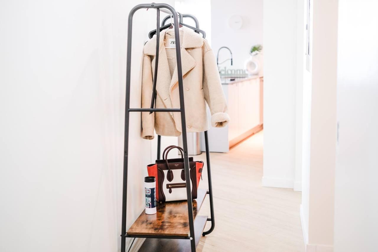 Luxury 2 Bedroom 40th Floor In Downtown Van Apartment Vancouver
