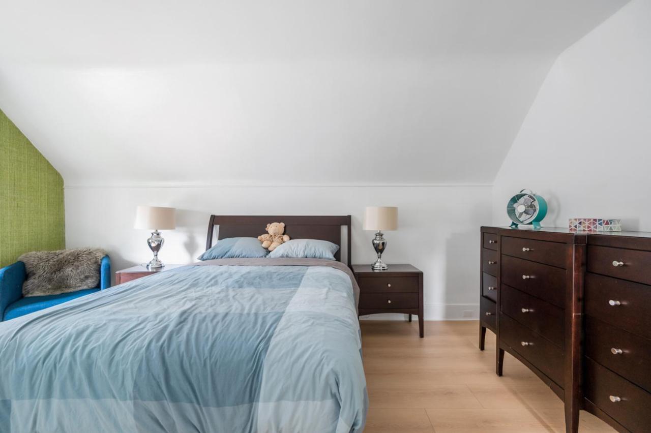 Holiday home Charming Garden Retreat In Prime Van Location Vancouver