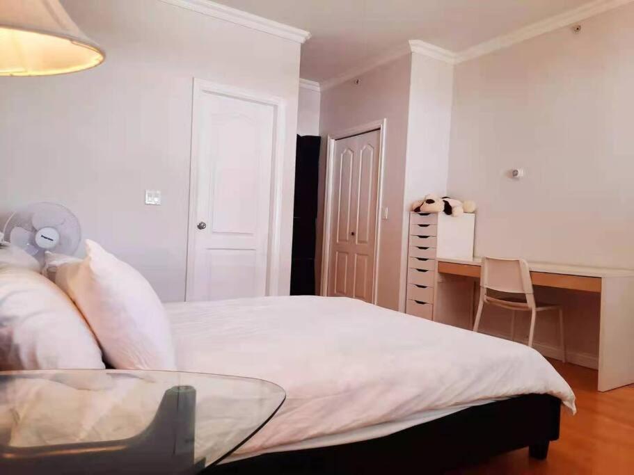 Cici Villa, Close To Skytrain And Airport Villa