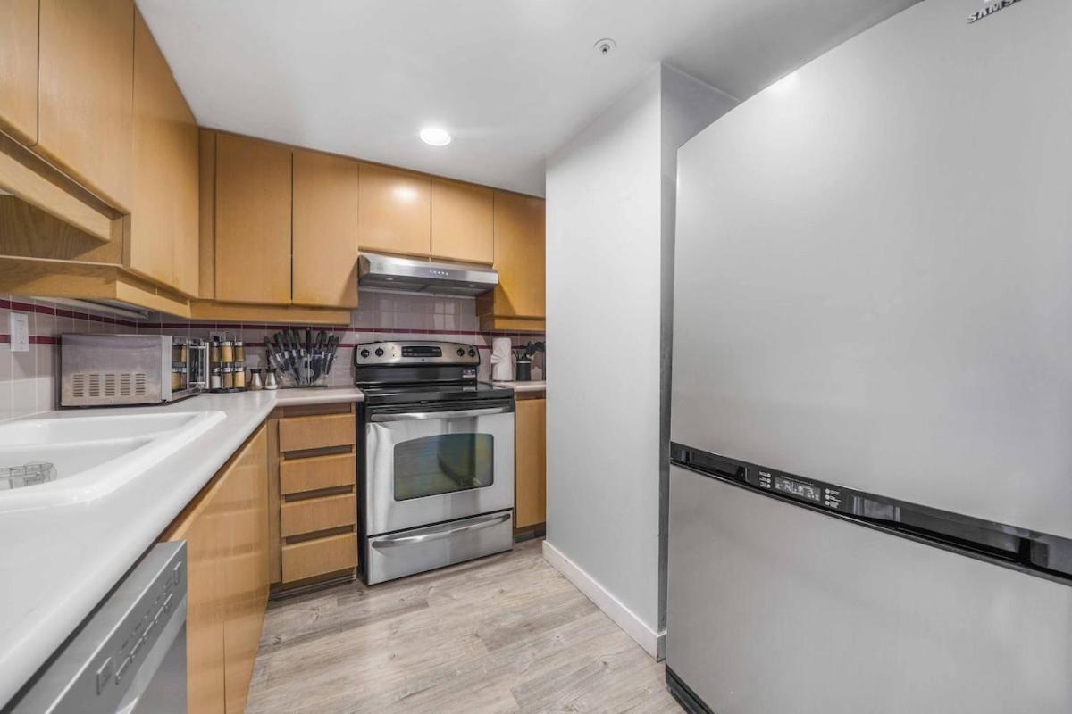 City Skyline Dt 3br Dt With Free Parking Apartment *