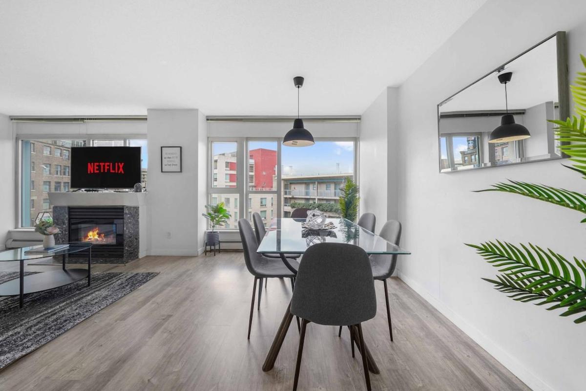 City Skyline Dt 3br Dt With Free Parking Apartment