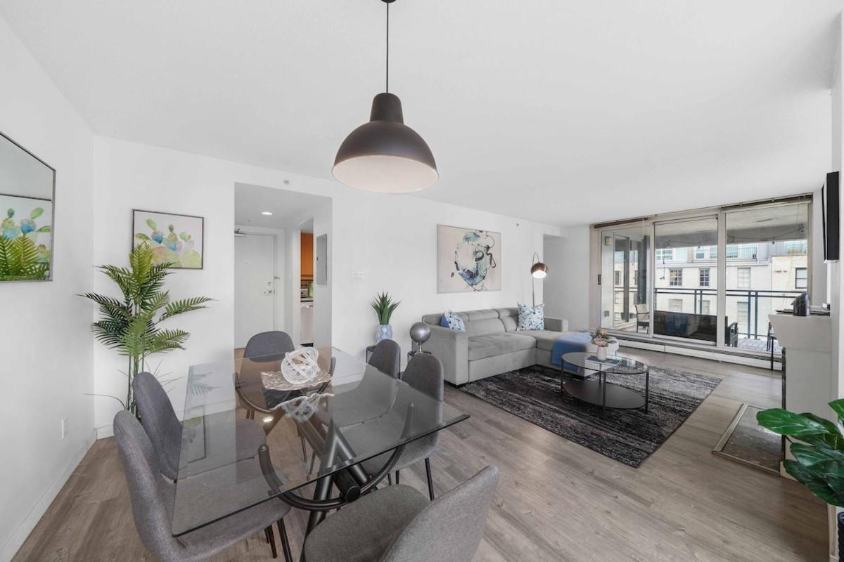 City Skyline Dt 3br Dt With Free Parking *