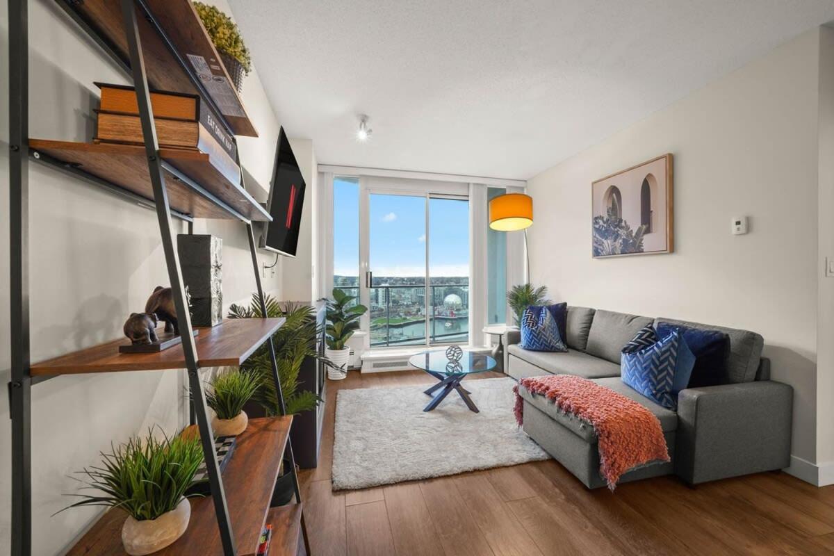 Dazzling By Stadium Downtown With Free Parking