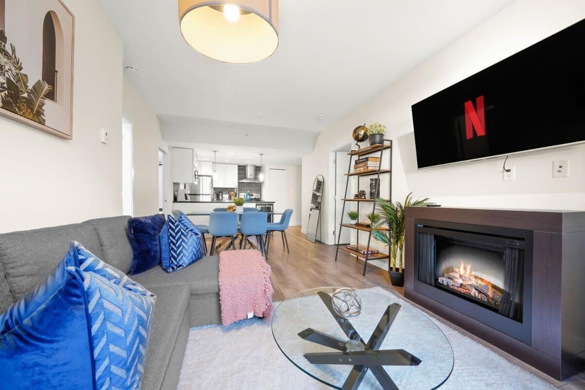 Dazzling By Stadium Downtown With Free Parking * Vancouver