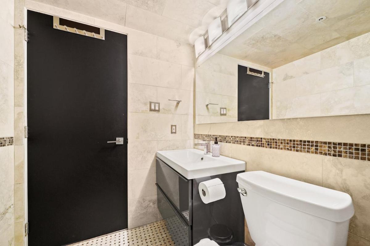 Beautiful 2 Bedroom Dt With Free Parking