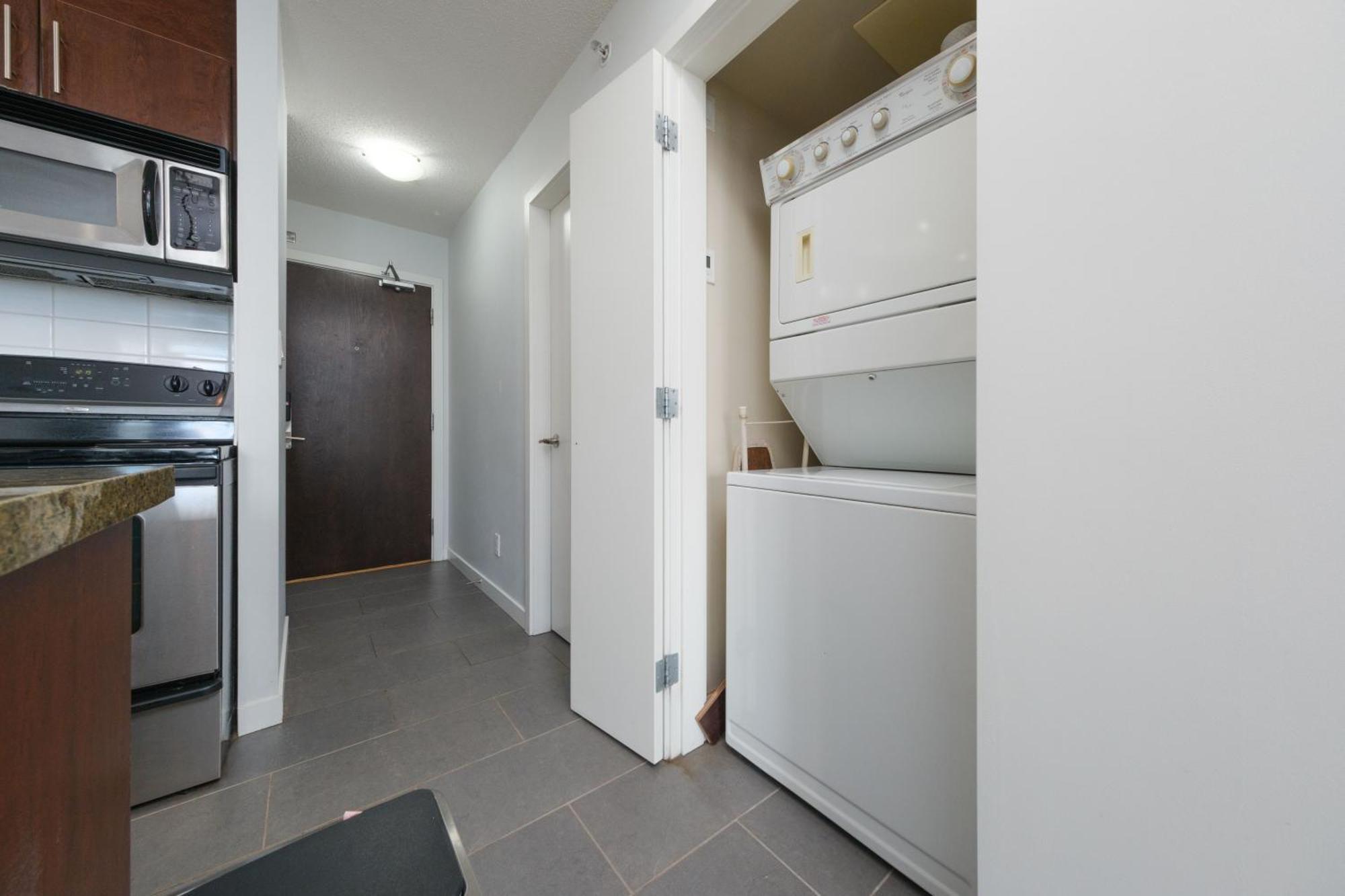 1-bedroom With Pool, Jacuzzi & Sauna Vancouver