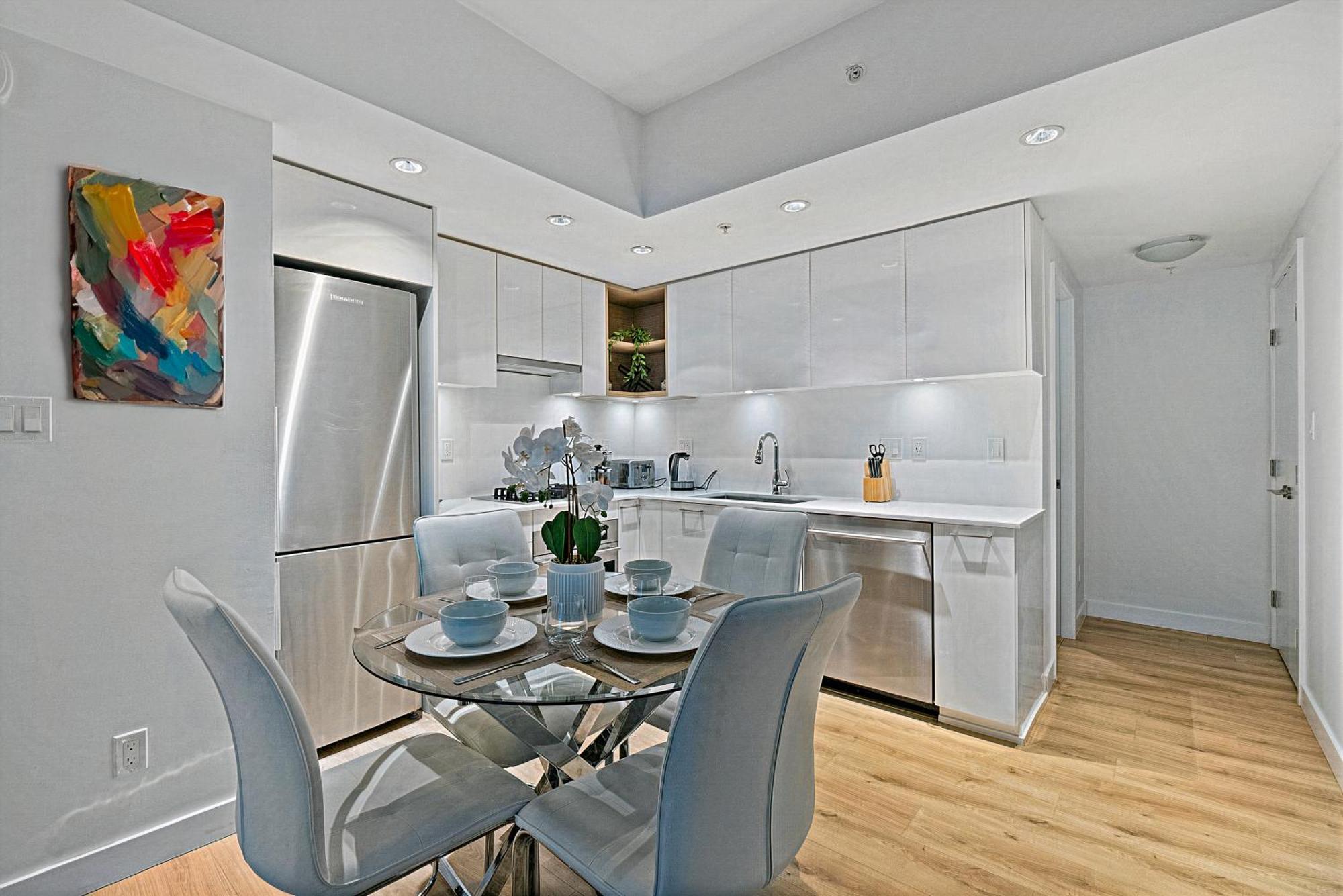 Elegant & Cozy Two-bedroom Duplex In The Heart Of Yaletown