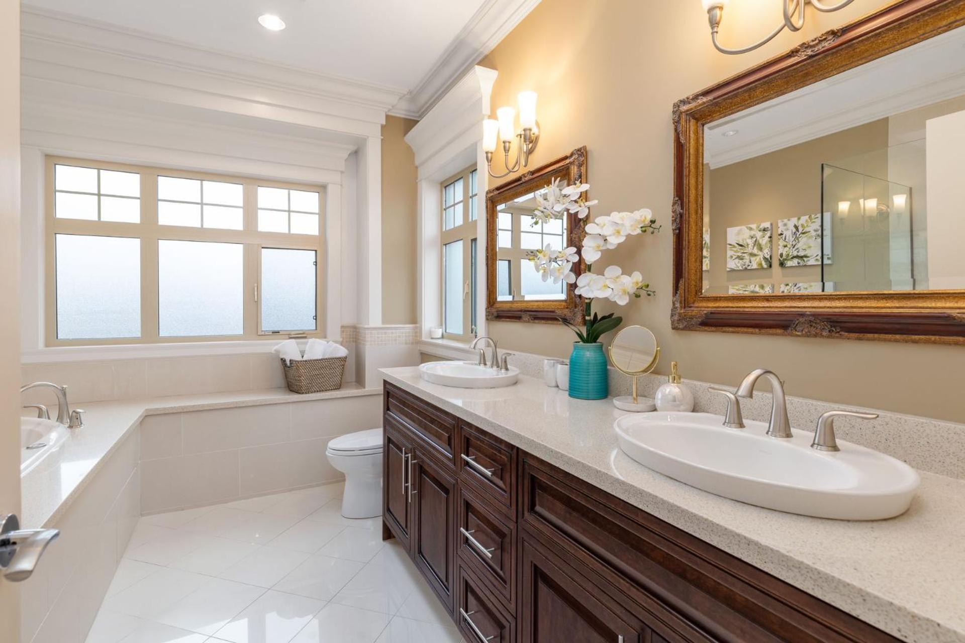 Luxury House With Air-conditioning Five Vancouver