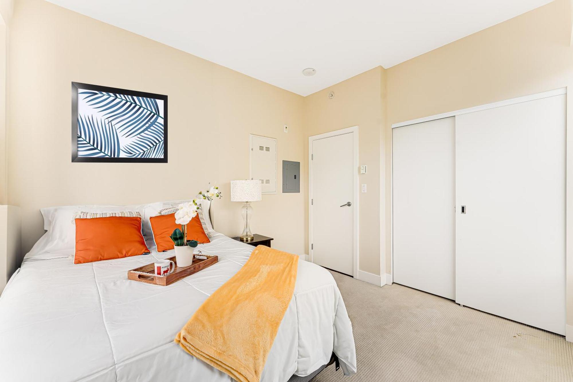 Urban Oasis 1 Bed Apt With Stunning City Views Apartment Vancouver