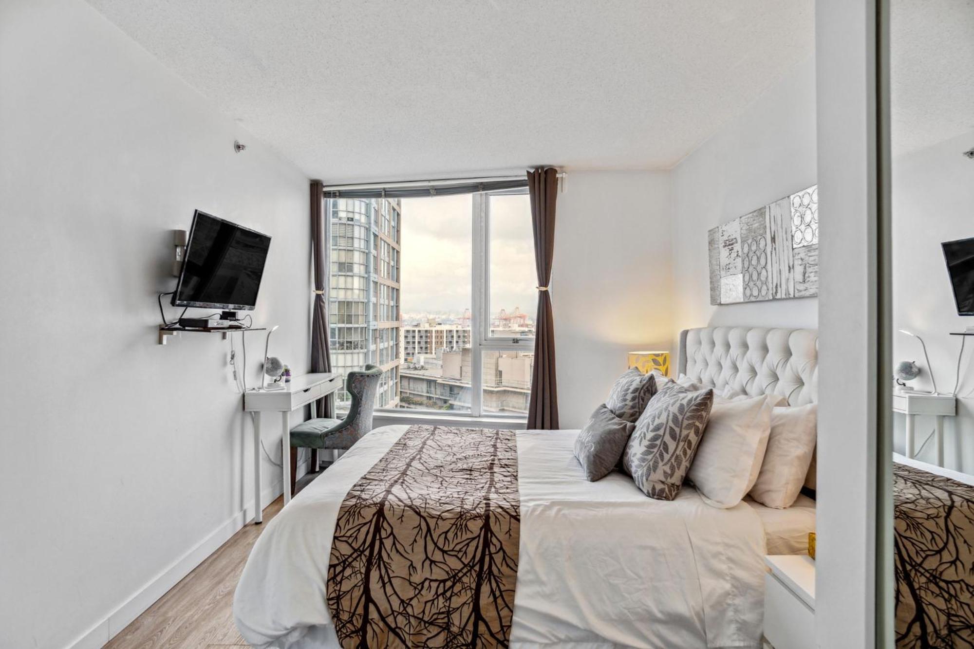 The Altitude,luxury At Its * Vancouver