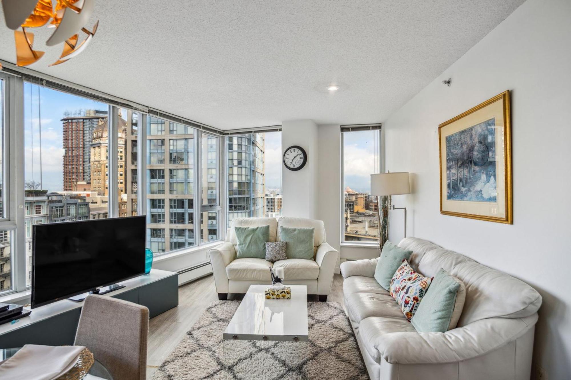 The Altitude,luxury At Its Vancouver