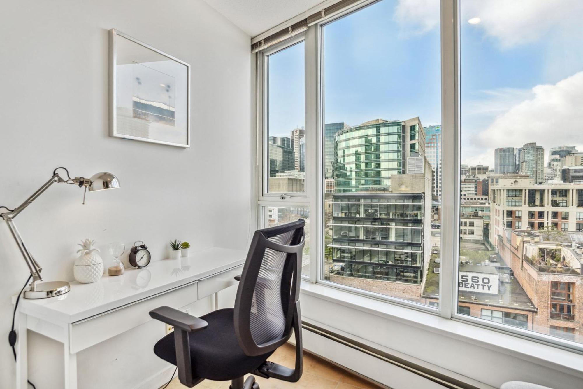 Apartment The Altitude,luxury At Its Vancouver