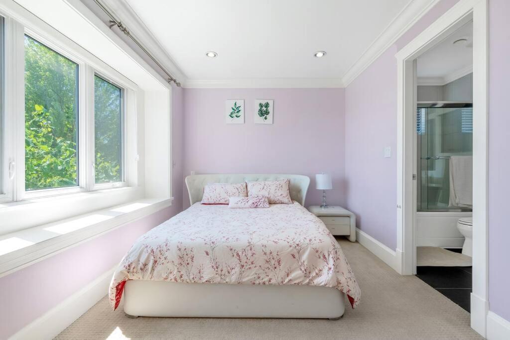 Luxury 4-bedroom Family