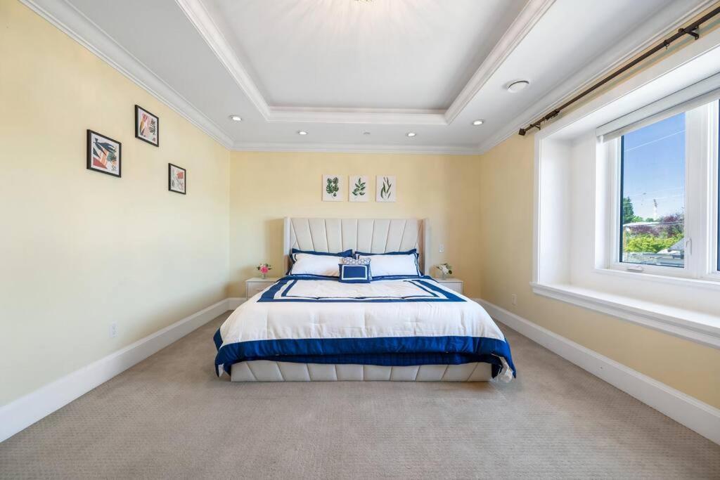 Luxury 4-bedroom Family Vancouver