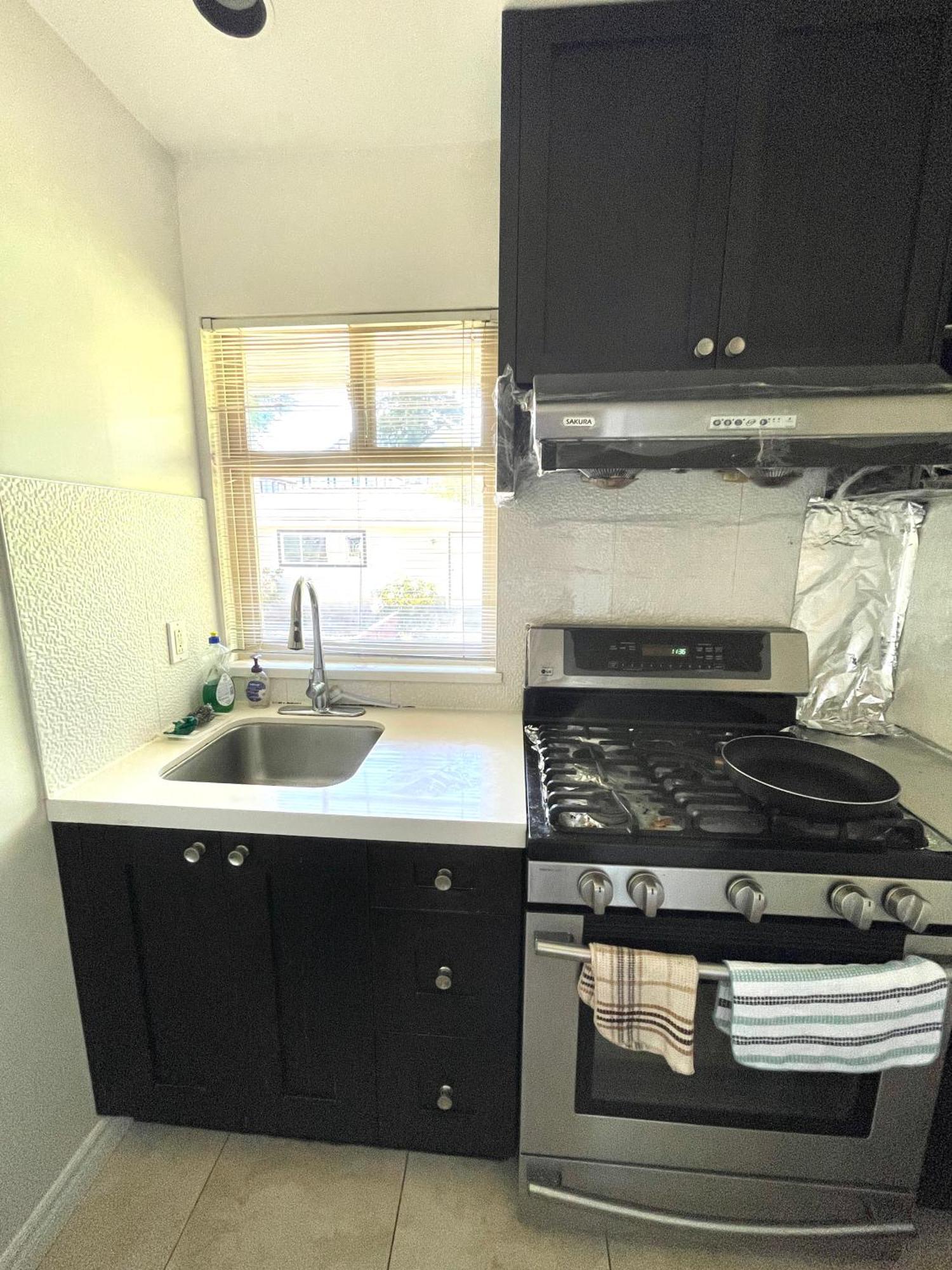 Cozy Guest Near Ubc, Downtown And Beaches Homestay