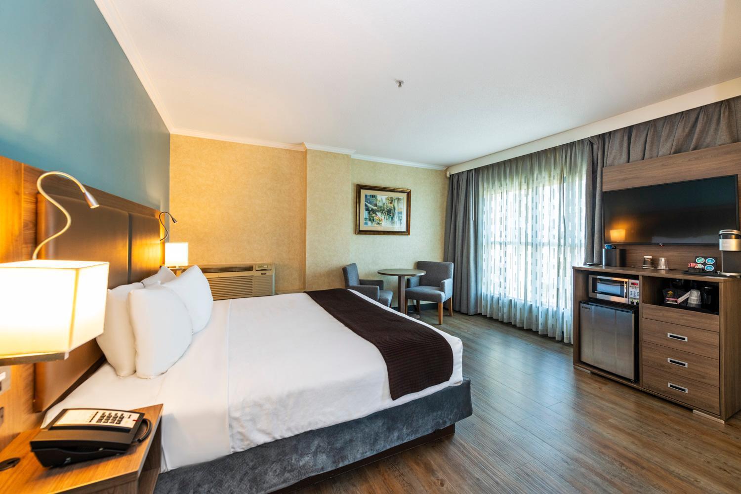 Grand Park & Downtown Vancouver, Ascend Collection Hotel 3*
