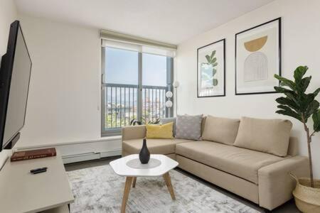 1br Stunning View In Dt Gastown Holiday home