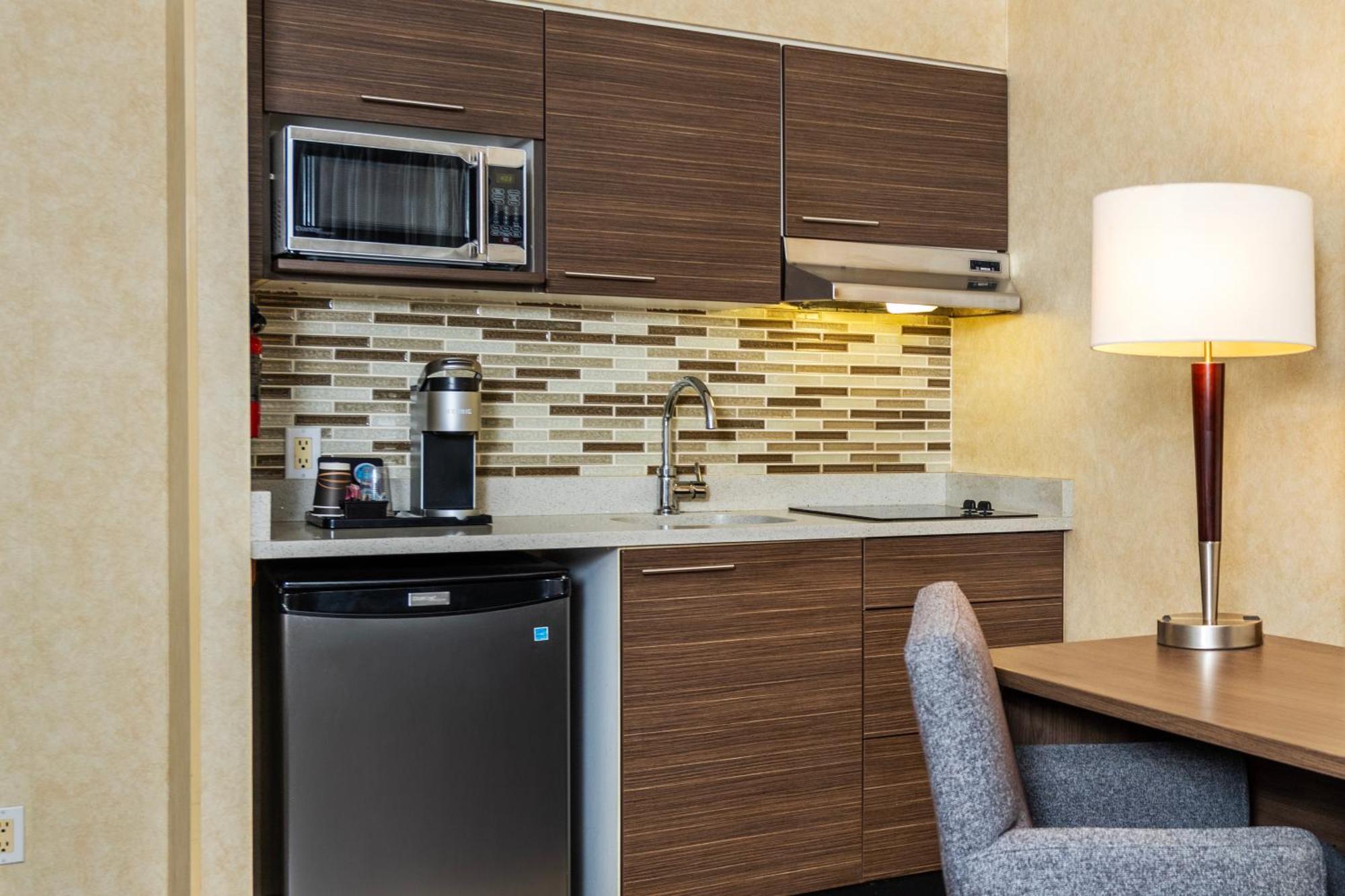 Grand Park & Downtown Vancouver, Ascend Collection 3* Vancouver
