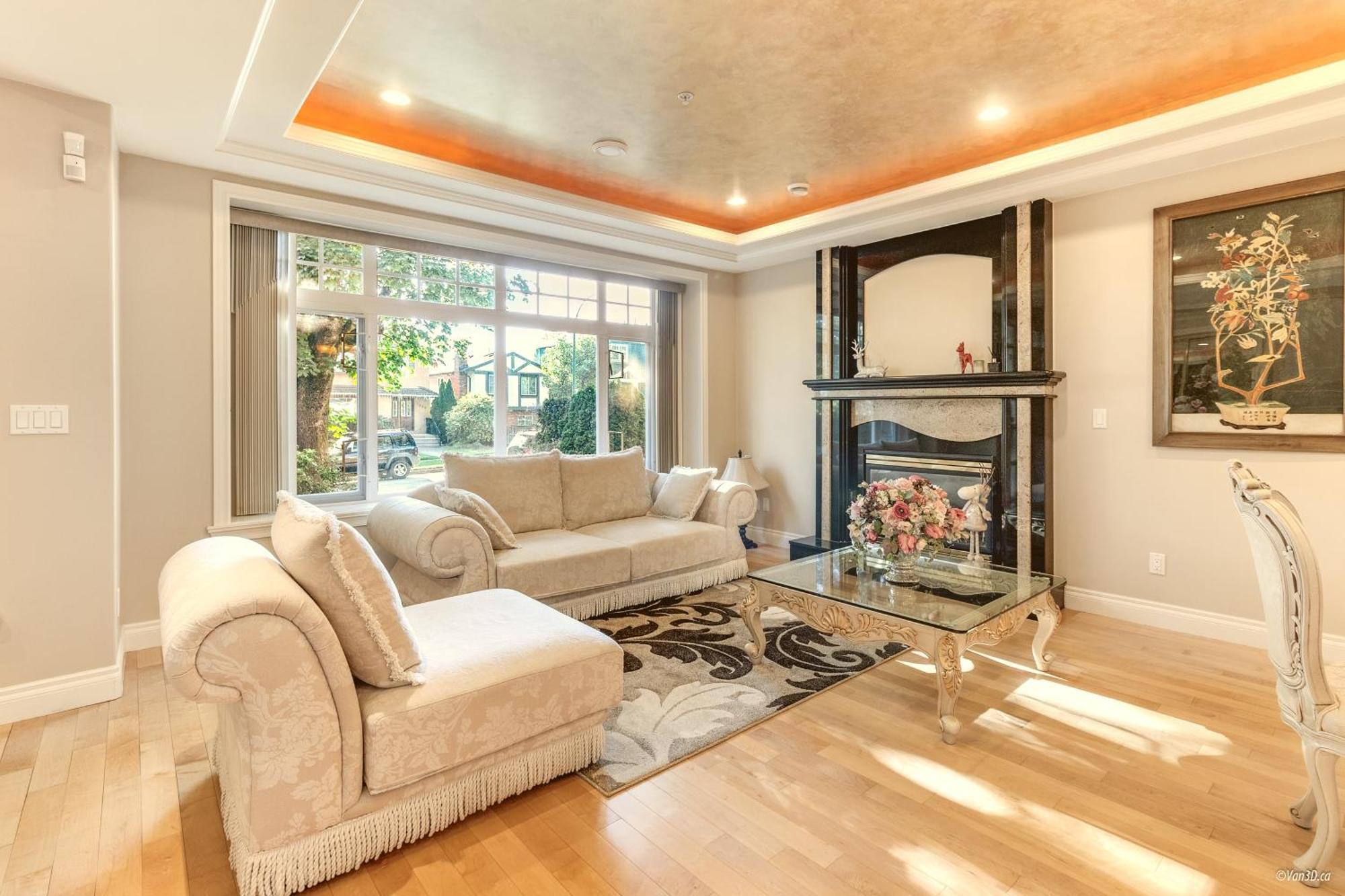 Modern Comfort Getaway In A Quiet Neighborhood Near Downtown *