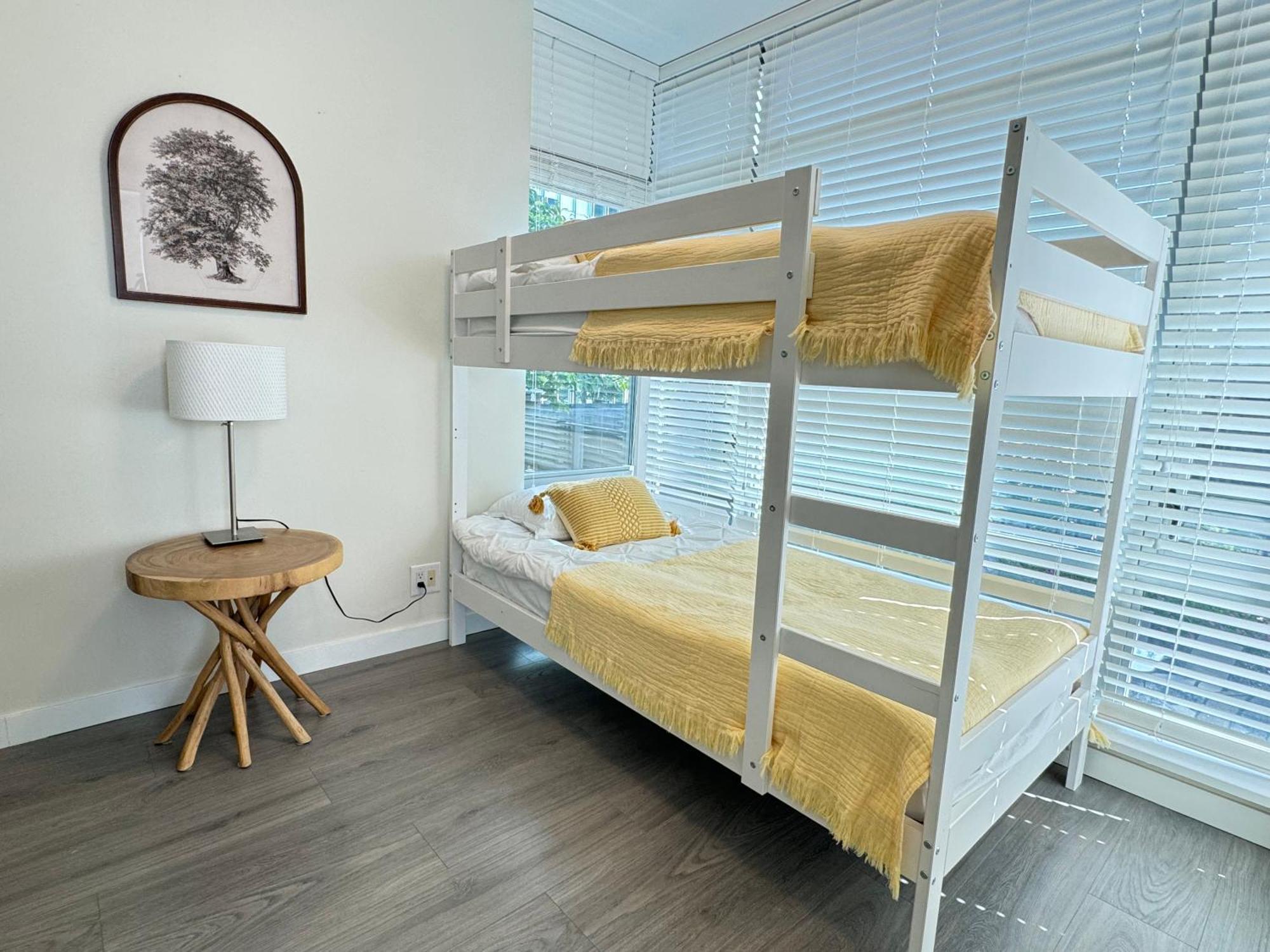 Large Central Downtown Condo, Cbd 3 Bedrooms Apartment Vancouver
