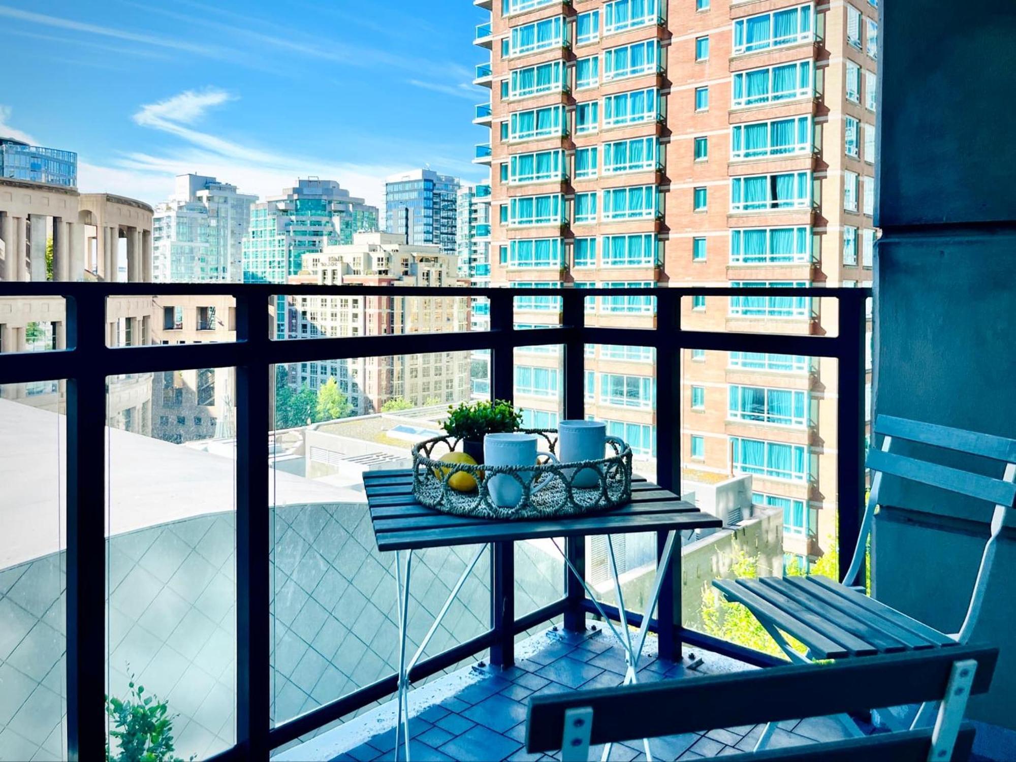 Large Central Downtown Condo, Cbd 3 Bedrooms Apartment Vancouver
