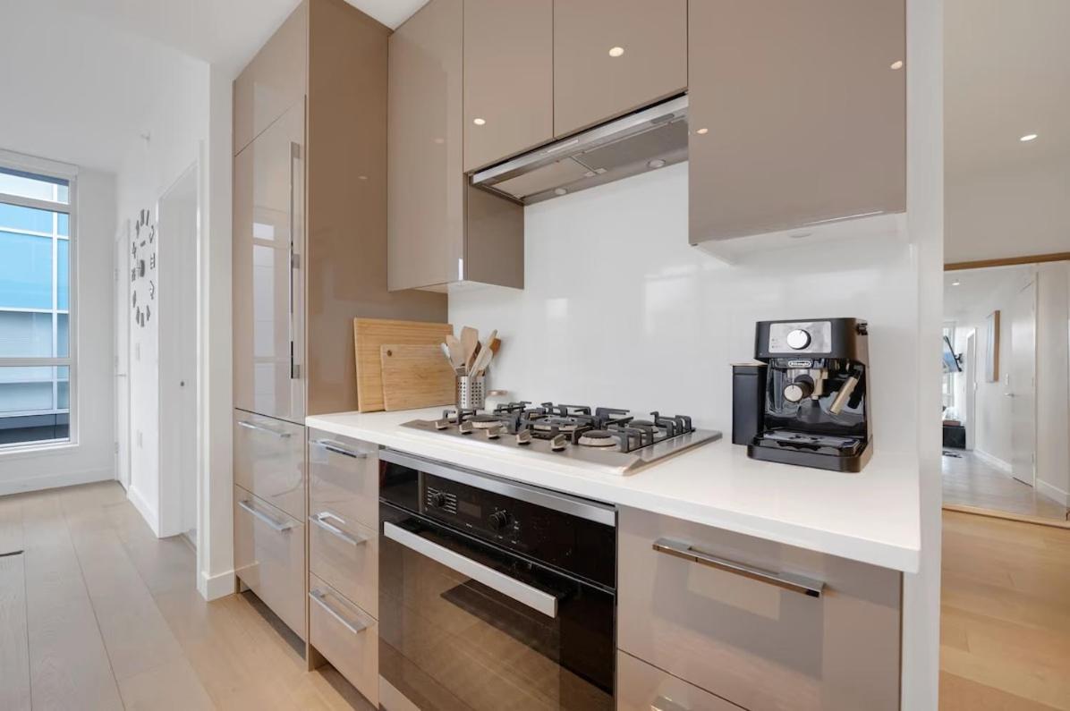 2-bedroom In Central Location Vancouver